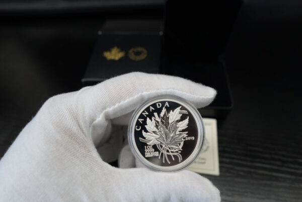2019 $20 The Beloved Maple Leaf – 1 oz Pure Silver Coin