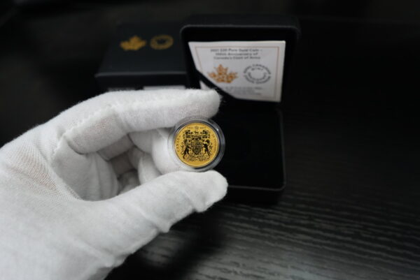 2021 100th Anniversary of Canada's Coat of Arms Gold Coin - Image 2