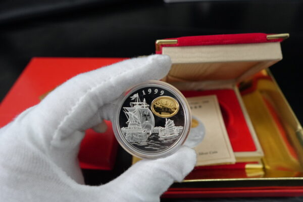 1999 Macao 100 Patacas Silver Proof Coin – Macao Returns to China