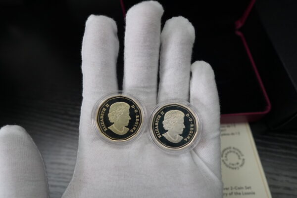 2017 $1 Fine Silver 2-Coin Set – 30th Anniversary of the Loonie - Image 3