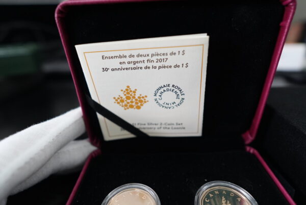 2017 $1 Fine Silver 2-Coin Set – 30th Anniversary of the Loonie - Image 4