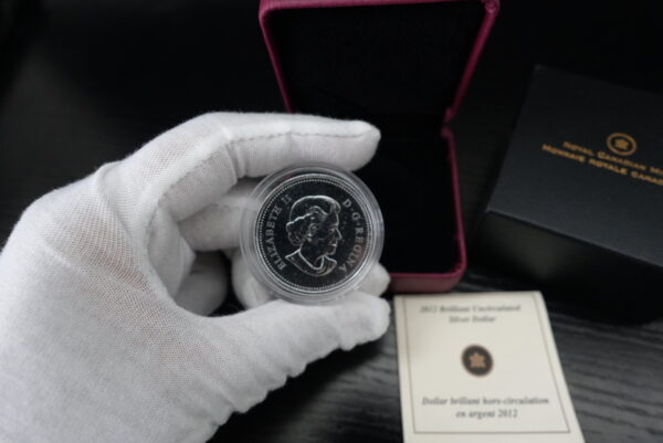 2012 $1 War of 1812 200th Anniversary – Pure Silver Dollar (BU) - Image 2