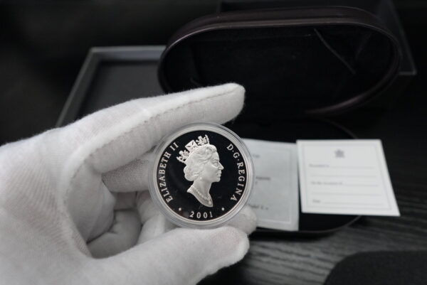 2001 $20 The Russell "Light Four" – Sterling Silver Hologram Coin - Image 3