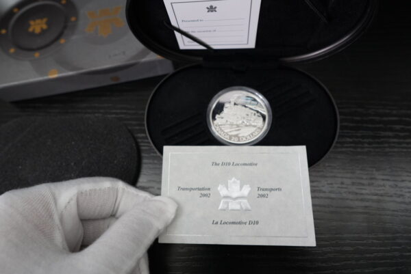 2002 $20 D-10 Locomotive – Sterling Silver Hologram Coin - Image 3
