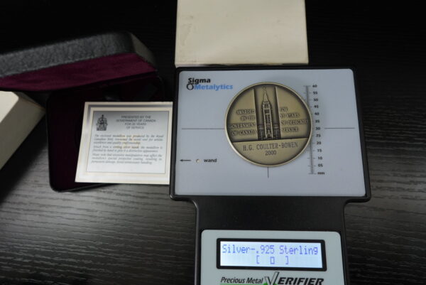 2000 Canada Long & Efficient Service Medal – H.G. Coulter-Bowen