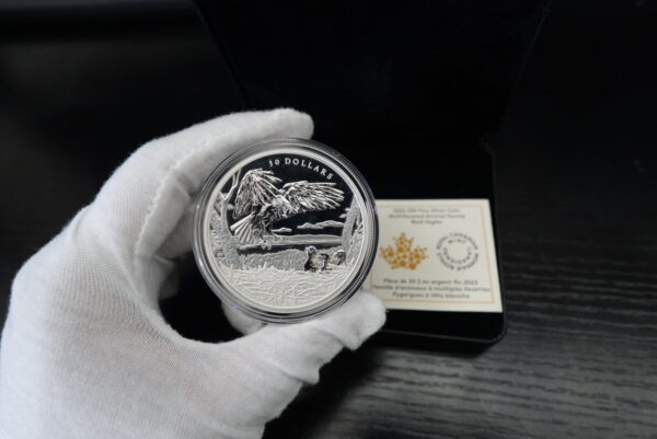 2022 $30 Multifaceted Animal Family: Bald Eagles – 2 oz Pure Silver Coin
