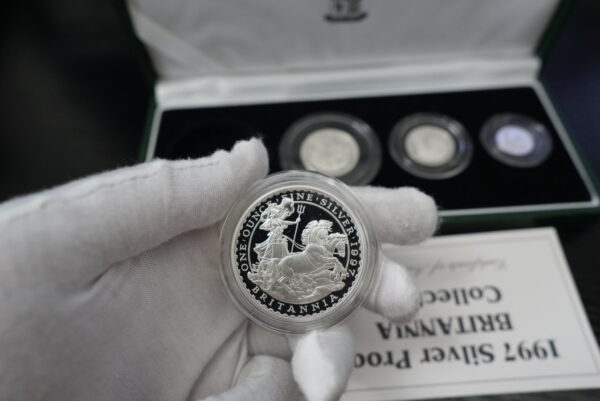 1997 Britannia Silver Proof 4-Coin Set – First Ever! Tercentenary Tribute in .958 Fine Silver - Image 2