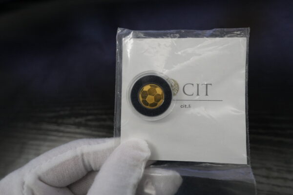 Palau $1 Golden Soccer Ball – 1/2 Gram Gold Shaped Coin | 0.5 g Pure Gold - Image 2