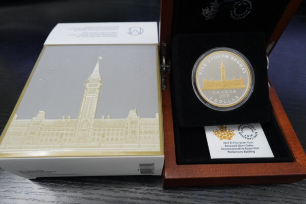 2017 $1 Commemorative Royal Visit – Parliament Building Renewed Silver Dollar | 2 oz Pure Silver - Image 5