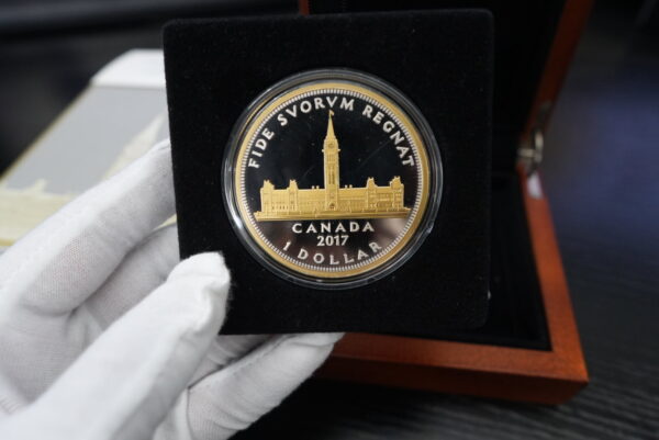 2017 $1 Fine Silver Coin – Renewed Silver Dollar: Commemorative Royal Visit Parliament Building | Royal Canadian Mint