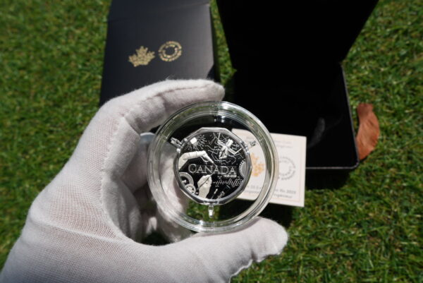 2025 $25 The Calling of an Engineer – Pure Silver Coin | Royal Canadian Mint - Image 2