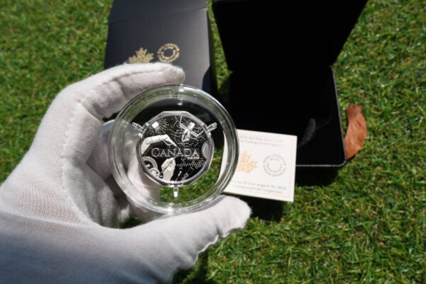 2025 $25 The Calling of an Engineer – Pure Silver Coin | Royal Canadian Mint - Image 4