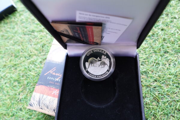 2014 $1 Kangaroo Series – Explorers' First Sightings | 1 oz Pure Silver Coin - Image 3