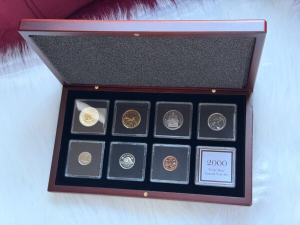 2000 Canada Select Gem Uncirculated Proof-Like Set in Mahogany Finish Wood Display Cases
