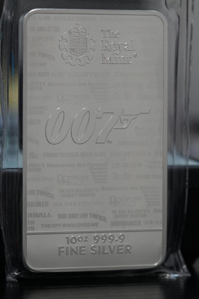 JAMES BOND “NO TIME TO DIE” – 2020 10 oz Pure Silver Bar