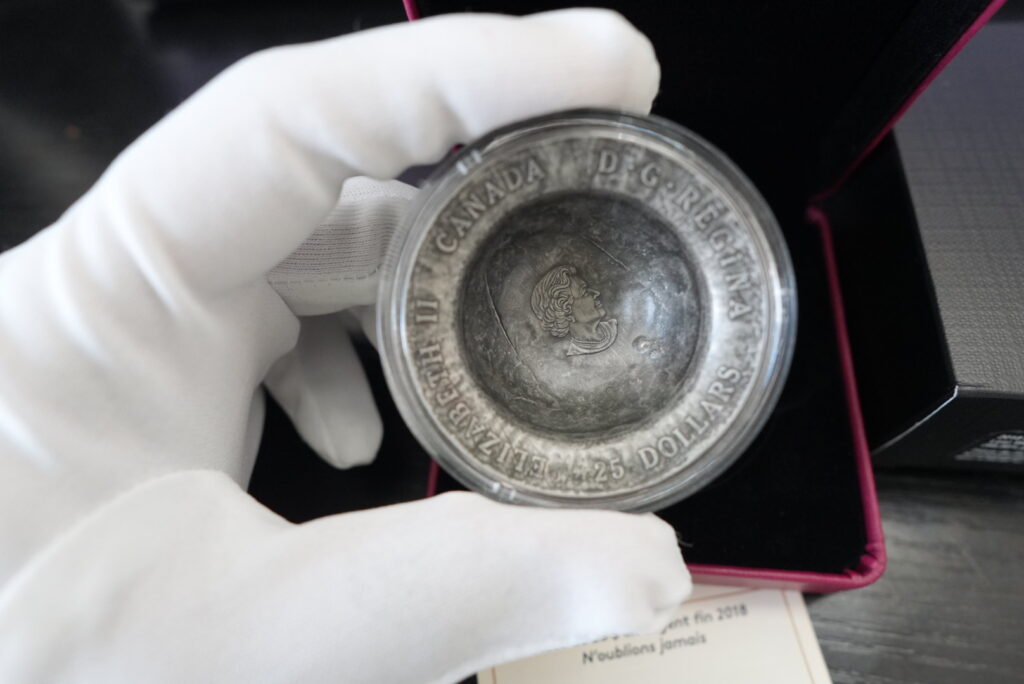 1.5 oz. $25 “Lest We Forget” Pure Silver Coin