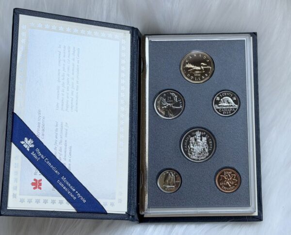 1989 Canada Select Gem Uncirculated Proof-Like Set – Presented in an official Royal Canadian Mint hard presentation case