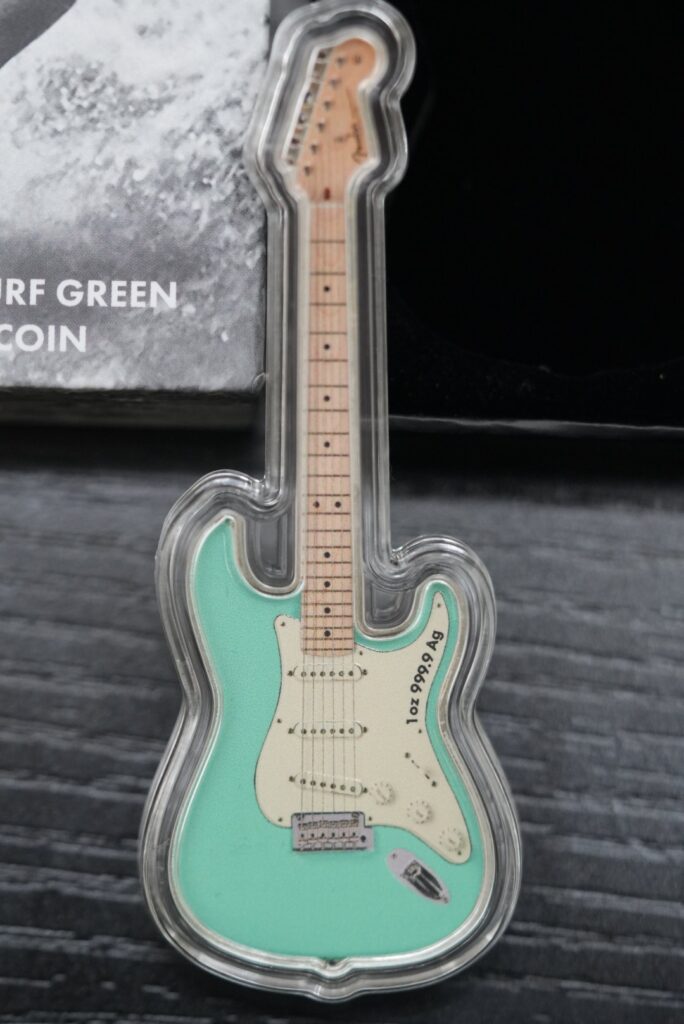 Fender® Stratocaster® – Surf Green 1 oz Pure Silver Shaped Coin